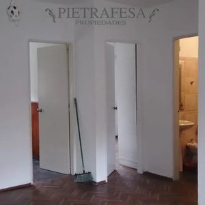 Apartamento En Alquiler, 2 Dormitorios, 1 Baño. La Blanqueada.