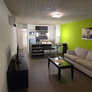Apartamento En Alquiler, Monoambiente, 1 Baño, Amueblado. Pocitos.