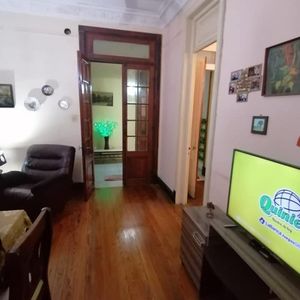 Apartamento En Venta, 2 Dormitorios, 1 Baño, Cerro Largo, Centro.