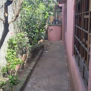 Casa En Venta 3 Dormitorios, 2 Baños, Patio, Parrillero Y Garaje- Euclides Salari-pérez Castellanos