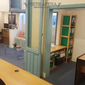 Oficina En Venta - Av. Uruguay - Centro