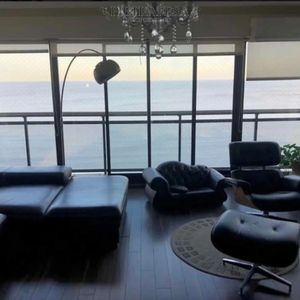 Apartamento En Venta 4 Dormitorios, 4 Baños, Terraza Y Garaje -rambla República Del Perú- Pocitos