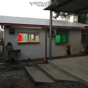 Casa En Venta 3 Dormitorios, 1 Baño, Patio, Fondo -andres Lamas-brazo Oriental