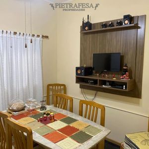 Apartamento En Venta, 2 Dormitorios, 1 Baño Y Patio- Pte Lorenzo Batlle -tres Cruces