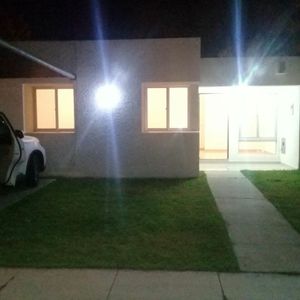 Oconsta De: 3 Dormitorios (1 En Suit Con Baño Privad