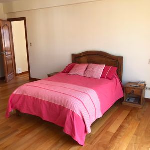 Departamento De 3 Dormitorios En Suite. Achumani