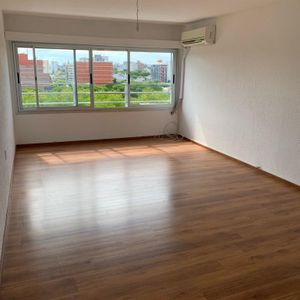Hermoso Apartamento En Pocitos