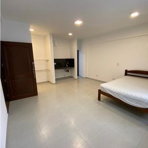 Monoambiente Semi-amoblado En Alquiler