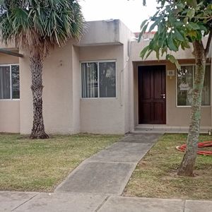 Casa En Alquiler En El Condominio Sevilla Las Terrazas II, Zona Norte 