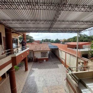Amplia Casa En Venta  Ubicada 3 Cuadras Del Mercado Nuevo Plan 3000