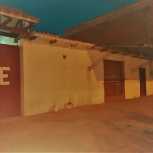 Casa De Dos Planta En Venta/anticretico S/avenida Sup. 750 Mts2