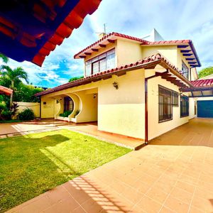 Casa Comercial 