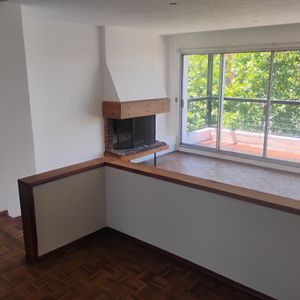 Gran Ubicaciòn En Punta Carretas!!! Williman Y 21, 4 Dorms, Cochera, Piso Alto.