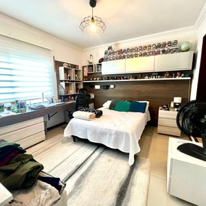 Casa En Venta En Condominio Bavaria, 8vo Anillo Zona Norte