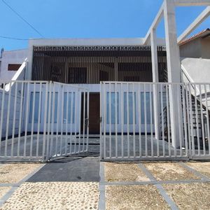 Casa Comercial En Venta Av. Alemana Y 2do Anillo