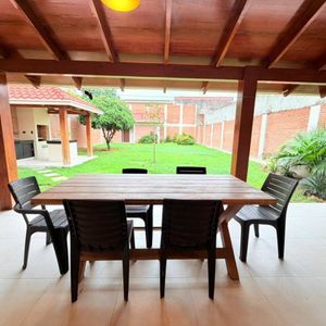 Casa Amoblada En Alquiler, 2do Anillo Brasil.