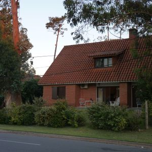 Parada 19 De La Mansa Casa CLásica De Tejas A 500 M De La Playa Para 8 Personas