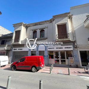 Gran Local En Venta En Ciudad Vieja Ideal Inversión 