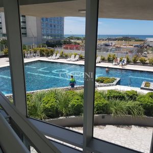 Apto De 1 Dormitorio, Edificio Look Brava, Parada 10