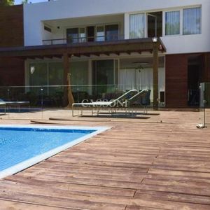 Espectacular Casa En La Arbolada 4 Dormitorios