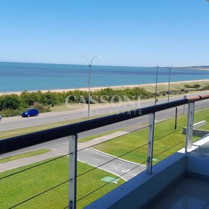 Confortable Frente A Playa Mansa