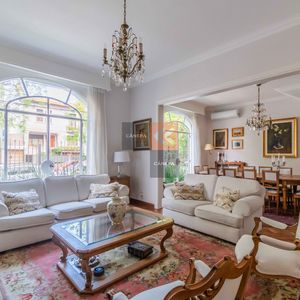 Venta De Casa Con 4 Dormitorios En Punta Carretas
