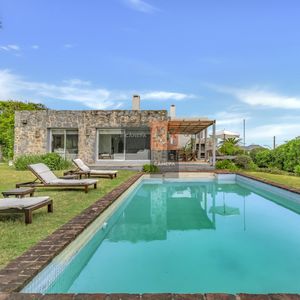 Casa Con Excelente Ubicación En Alquiler Temporal