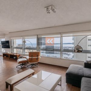 Departamento En Venta De 3 Dormitorios En Península Con Excelente Vista
