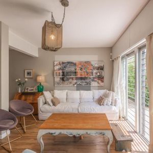 Venta Con Renta Apartamento De 3 Dormitorios + Patio Con Parrillero En Mavin