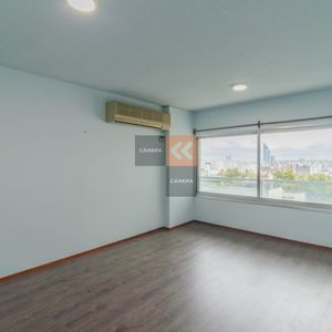 Venta Oficina En Centro De Montevideo