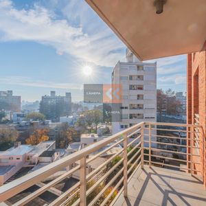 Alquiler Apartamento De 2 Dormitorios En Pocitos