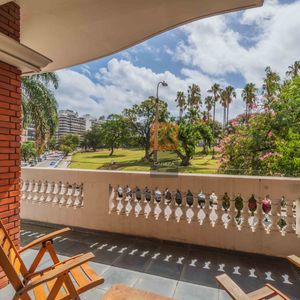 Venta Apartamento De 3 Dormitorios Frente Al Parque Villa Biarritz