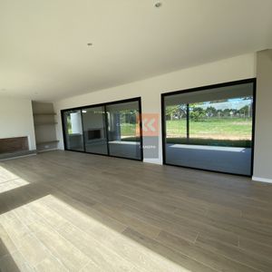 Espectacular Casa En Alquiler En Carmel En Una Sola Planta