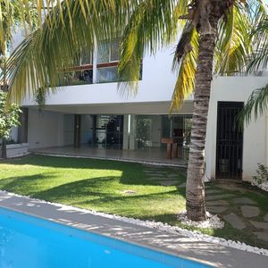 Casa De Lujo En Condominio Barrio Norte Con Piscina