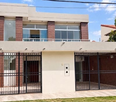 En Anticretico Casa En Urbanización Remanso