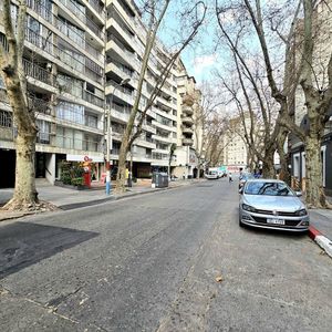 Alquiler Apto Pocitos 1 Dormitorio Con Garaje