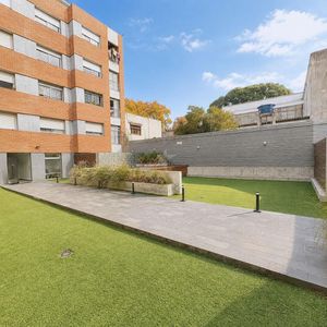 Alquiler Apto Pocitos 1 Dorm Tza Gge