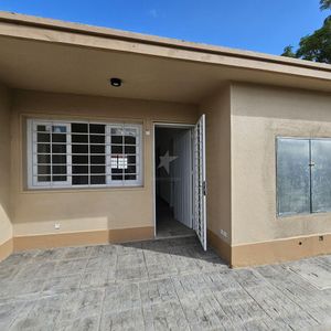 Venta Casa Parque Rivera -1 Dorm - Patio - Parrillero - Cochera