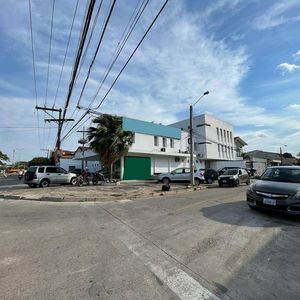 En Venta, Edificio Para Inversión. Incluye Inquilino