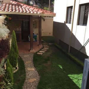 Hermoso Departamento Con Jardín, Plaza 4 De Noviembre