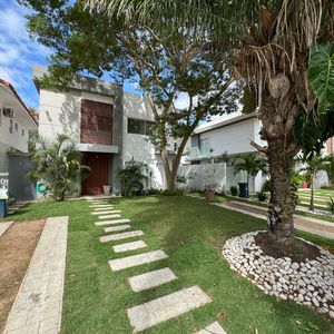 Cond. Bosques De La Colina