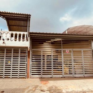 Casa En Venta - Centro C/pasaje 10 De Agosto