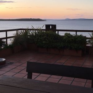 Apartamento Dúplex  En La Península Con Magnífica Vista A La Bahía