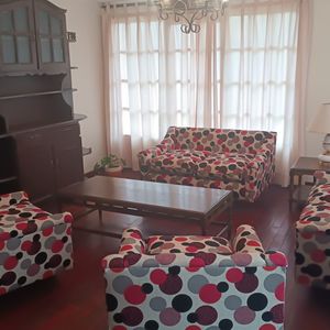  Departamento En Alquiler De 2 Dormitorios Amoblado Y Equipado, Achumani