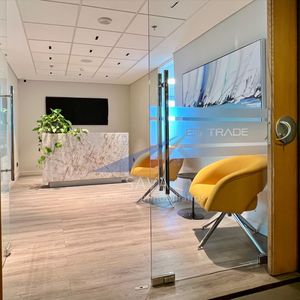 Alquiler Oficina 260m² En Buceo! Torres World Trade Center!