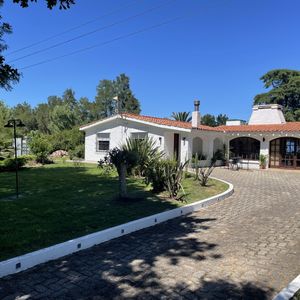 Hermosa Casa De Campo Con Piscina