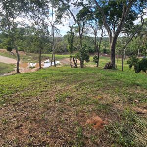 Terreno En Venta En Colina Las Palmeras Urubo