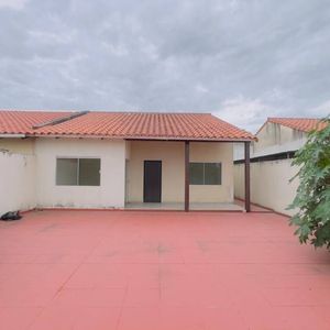 Casa En Venta, Akualand Guapay