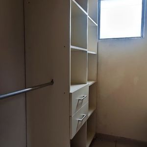 Departamento De 3 Dormitorios, Con Parqueo Incluido