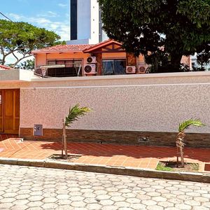 Casa En Venta - Av. Busch 2do Anillo